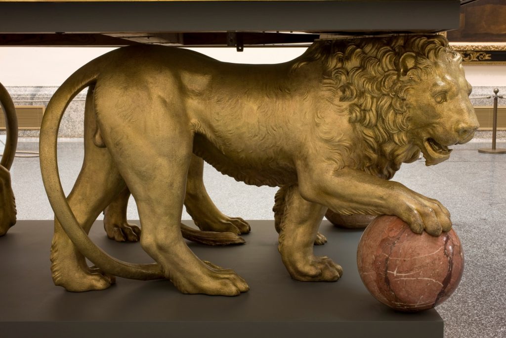 <em><span style="color: #3366ff;">Uno de los leones de Matteo Bonuccelli conservado en el Museo Nacional del Prado. Foto: Museo Nacional del Prado</span> </em>